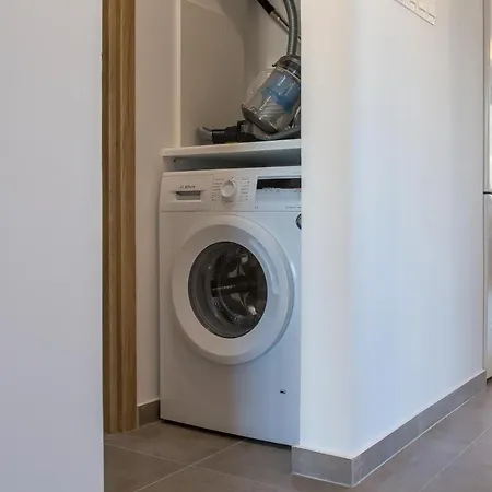 Yellow Mellow 2-br Apt In Apartman Lárnaka